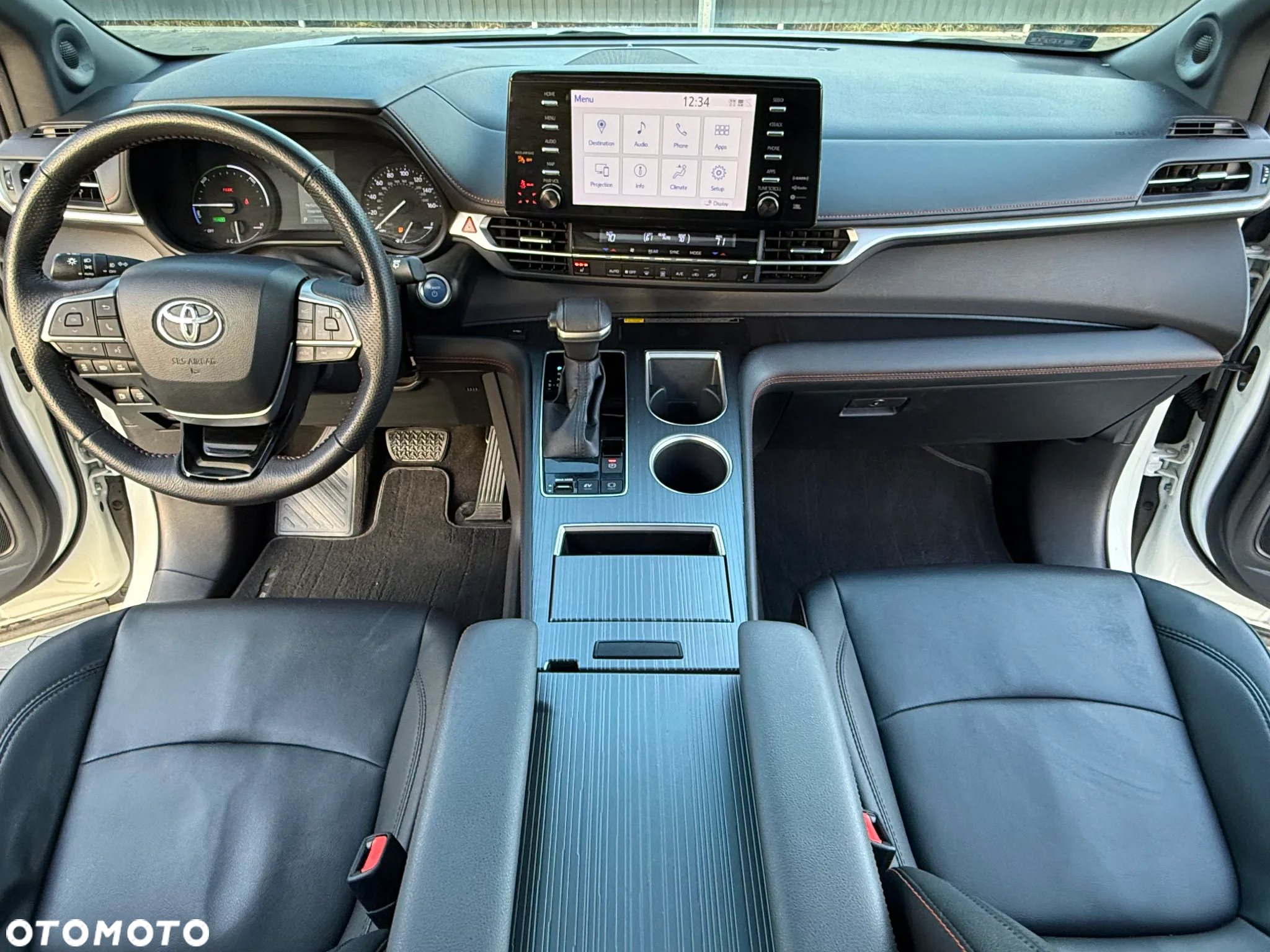 Toyota Sienna - 13