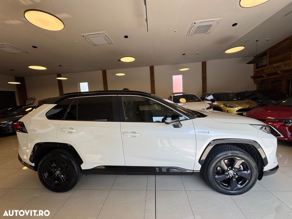 Toyota RAV4 2.5 4x4 Team Deutschland - 6