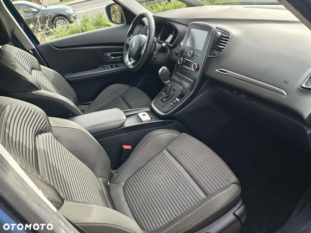 Renault Scenic - 12