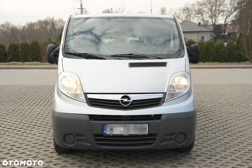 Opel Vivaro - 12