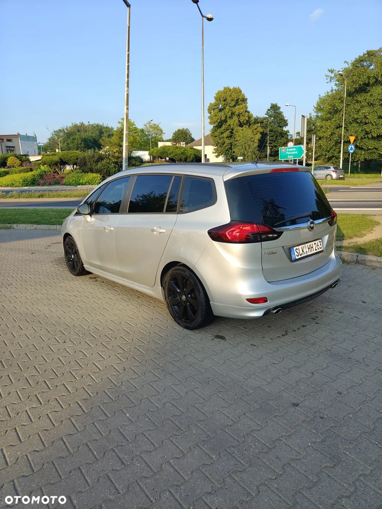 Opel Zafira 1.4 T Cosmo EcoFLEX S&S EU6 - 2