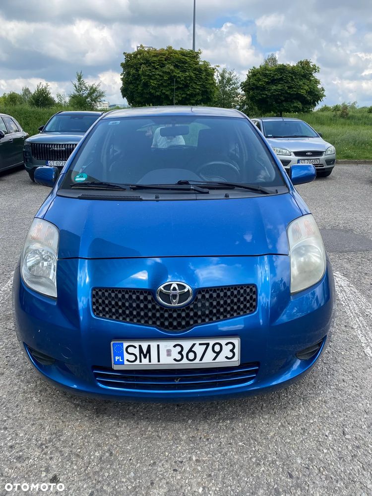 Toyota Yaris 1.0 VVT-i - 1
