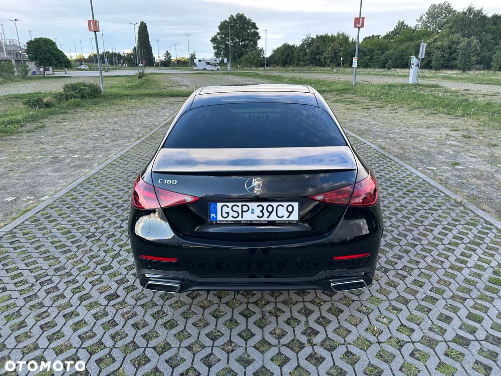 Mercedes-Benz Klasa C 180 9G-TRONIC AMG Line Advanced - 11