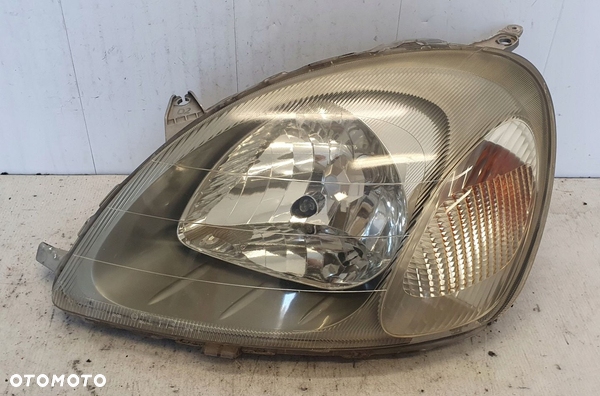 LAMPA PRZÓD LEWA TOYOTA YARIS I 99- EUROPA ORG