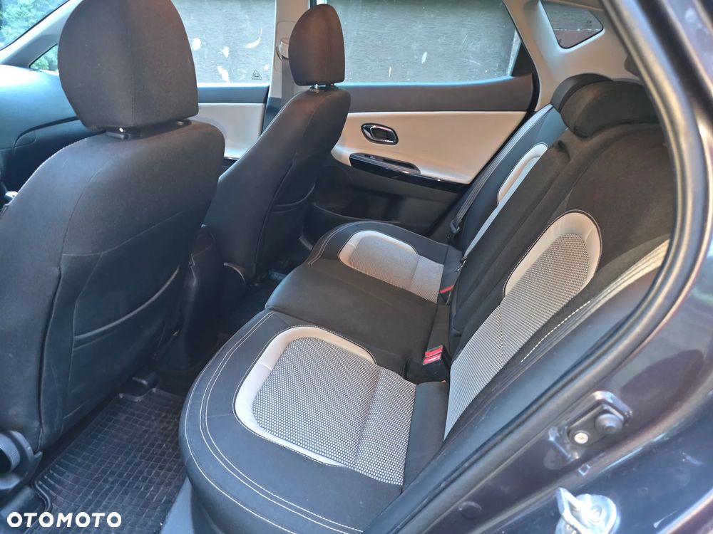 Kia Ceed 1.6 CRDi L - 8