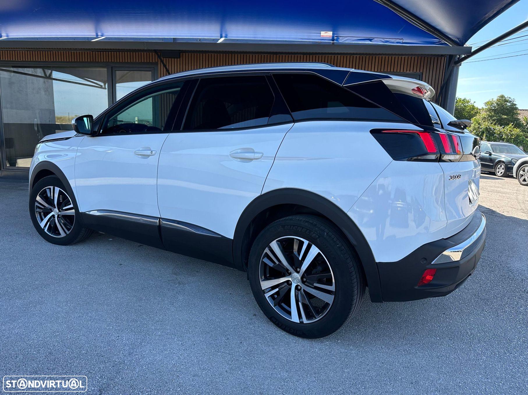 Peugeot 3008 1.6 BlueHDi Allure EAT6 - 15