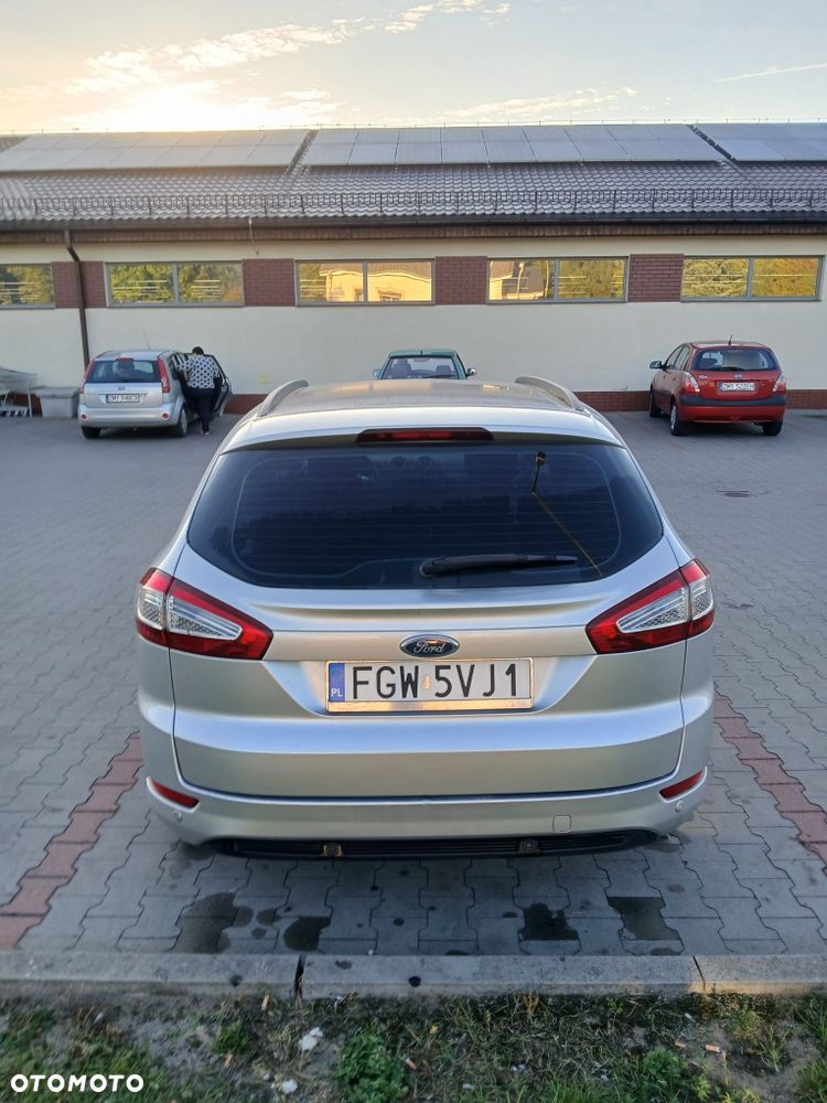Ford Mondeo - 4