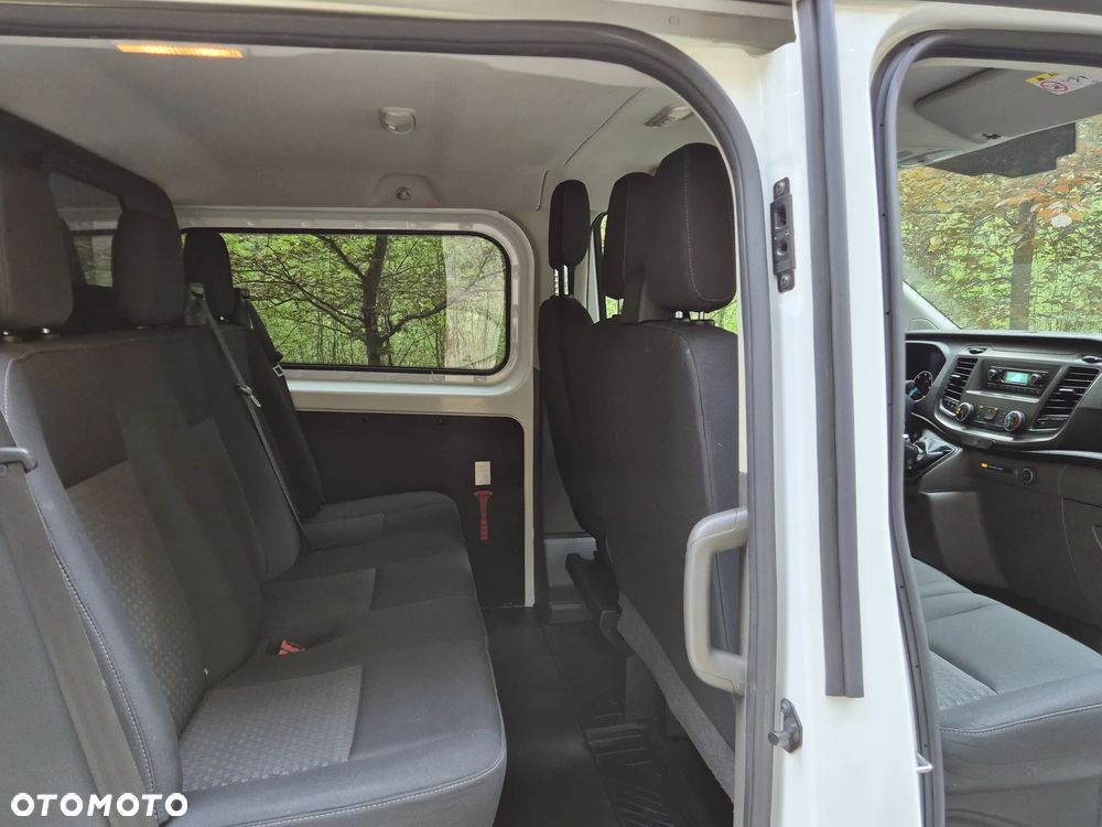 Ford Transit Custom - 32