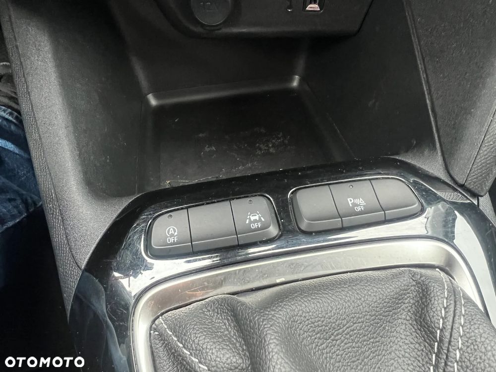 Opel Corsa - 16