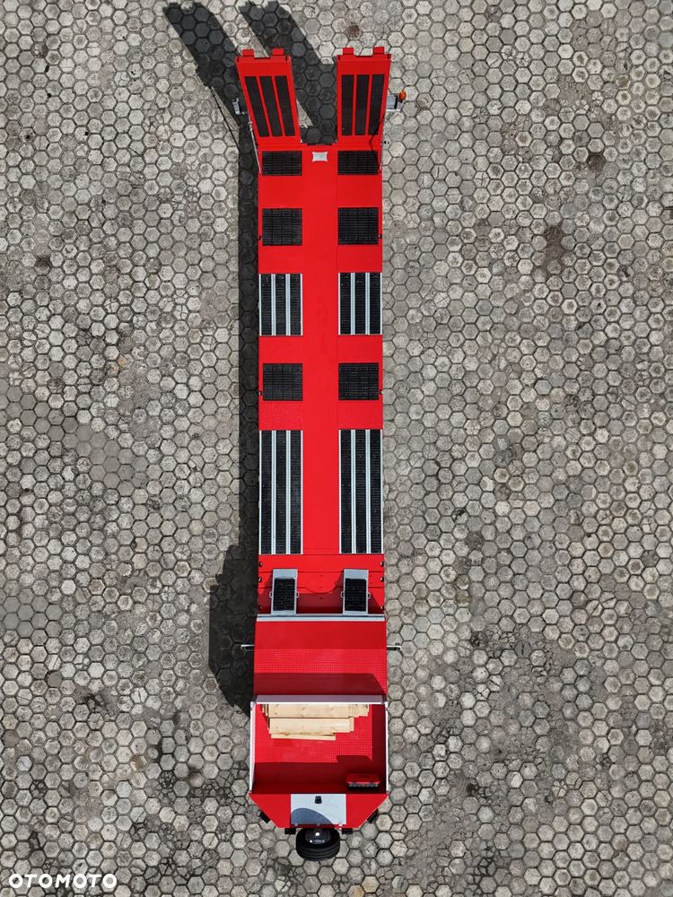 Inny 4 OSIOWA NISKOPODWOZIOWA z zagłębieniami na koła, rozciągana 5.000mm, długie najazdy 70T DMC - 14