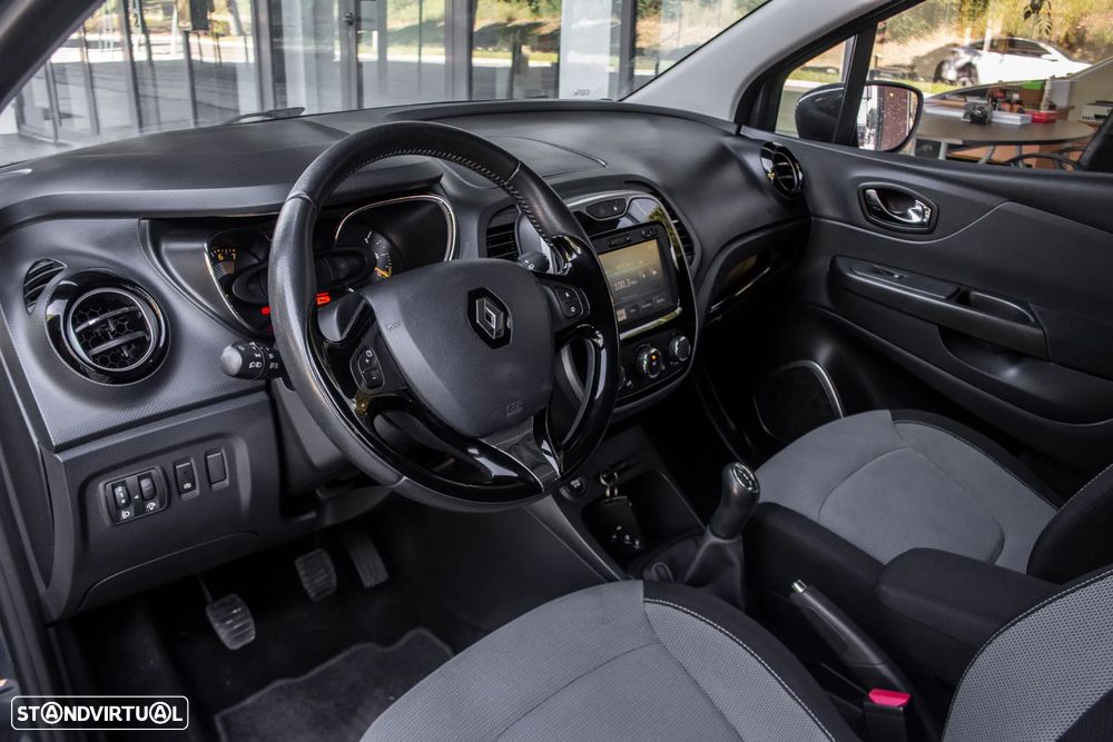Renault Captur 0.9 TCE Exclusive - 20
