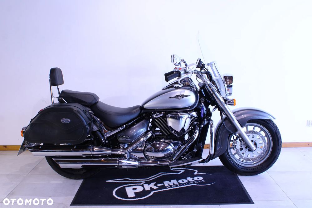 Suzuki Intruder - 2