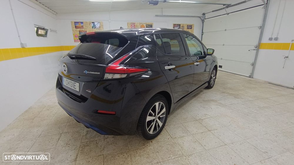 Nissan Leaf - 8