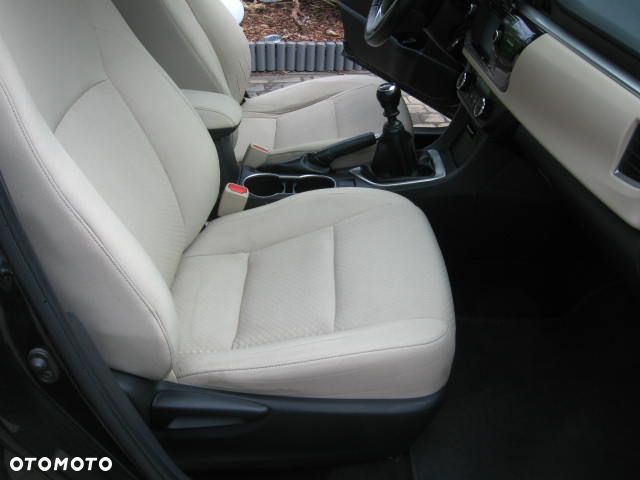 Toyota Corolla 1.6 Premium EU6 - 24