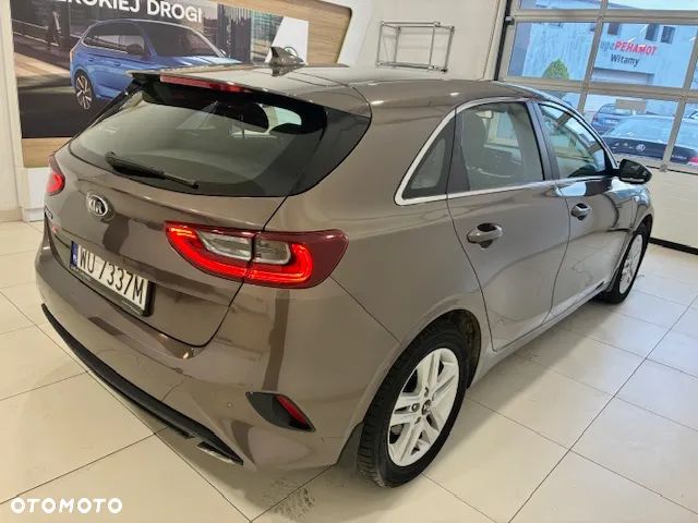 Kia Ceed 1.4 T-GDI M DCT - 8