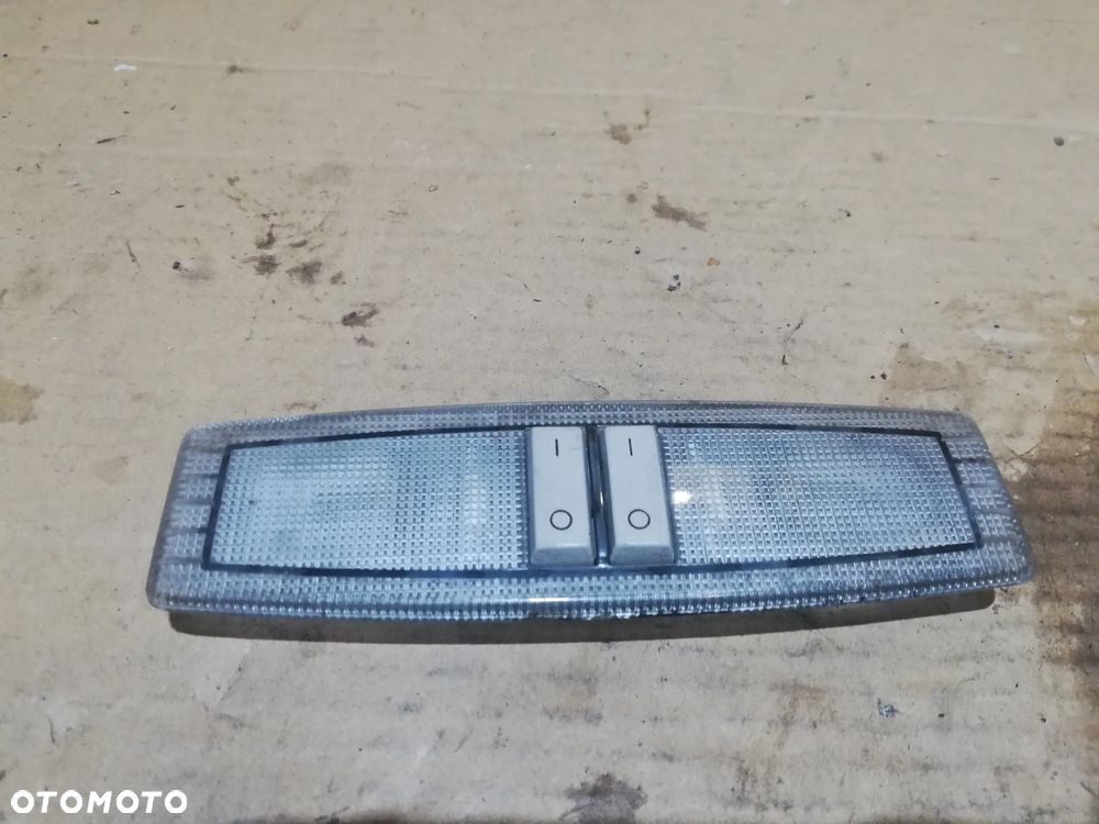 Opel Vectra lampka wnętrza wewnętrzna podsufitki - 2