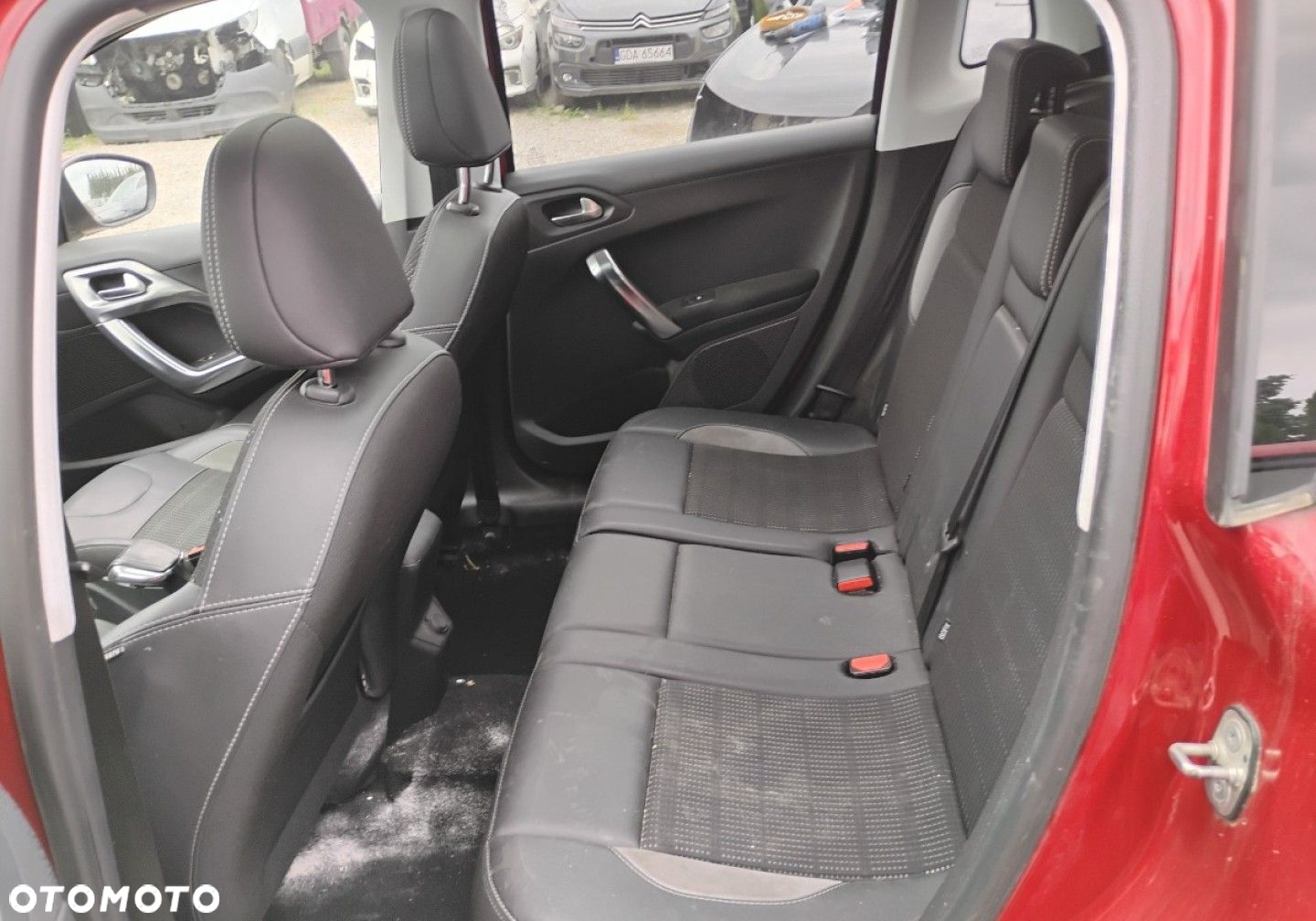 Peugeot 2008 - 10