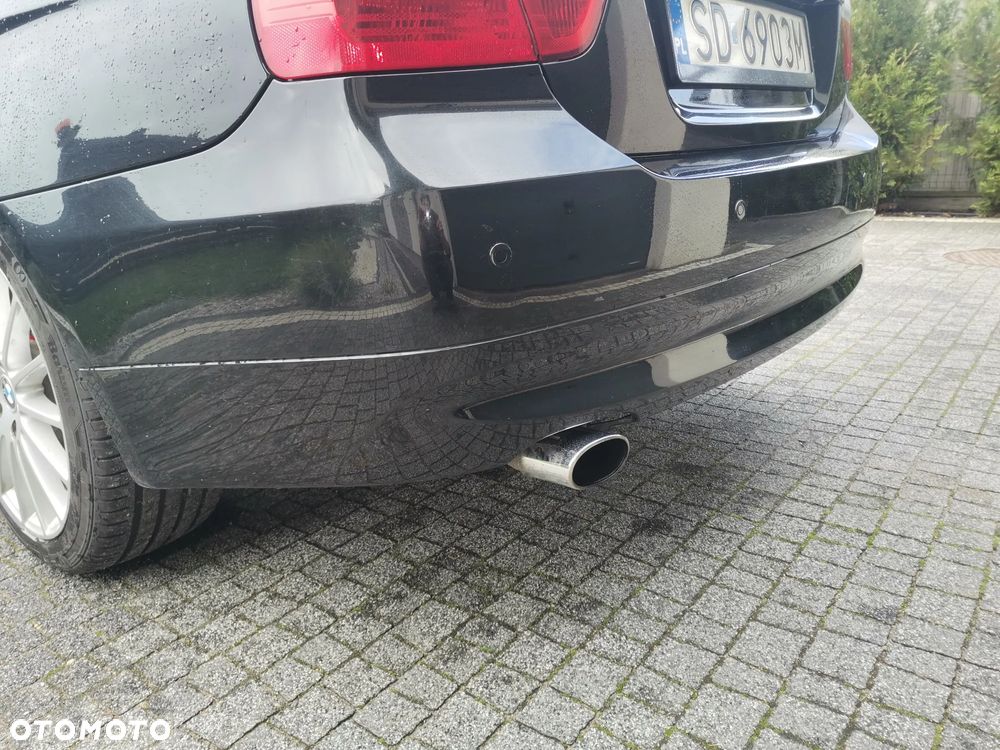 BMW Seria 3 320i - 5
