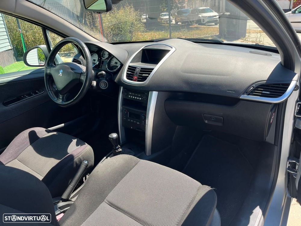 Peugeot 207 1.6 HDi Sport - 10