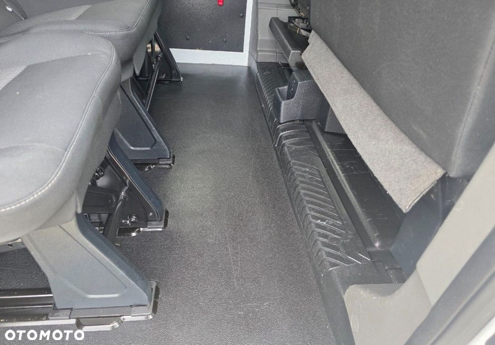 Ford Transit Custom - 28