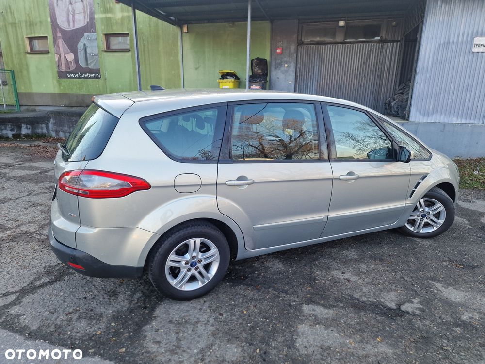 Ford S-Max 2.0 TDCi DPF Titanium - 34