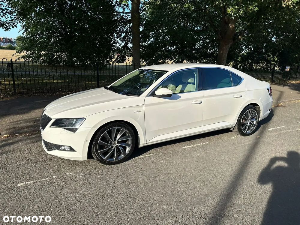 Skoda Superb 2.0 TDI L&K - 23