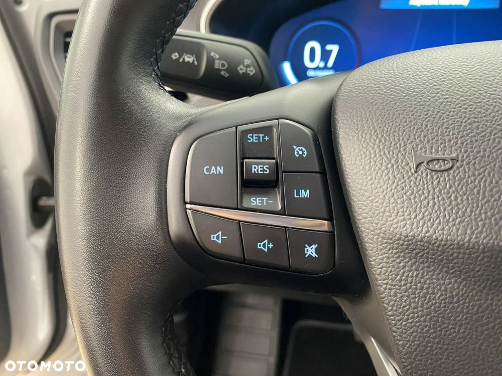 Ford Focus - 24