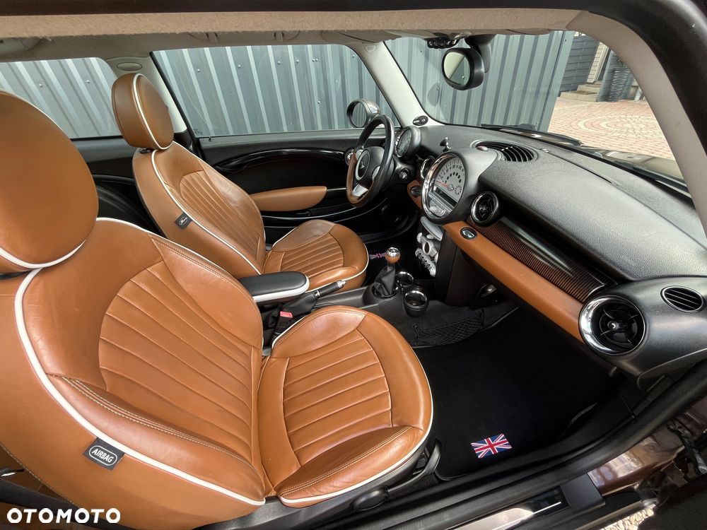 MINI Cooper 50 Mayfair - 28