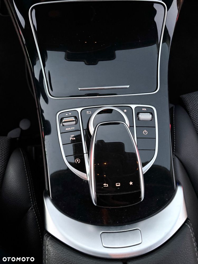 Mercedes-Benz Klasa C 180 7G-TRONIC Exclusive - 21