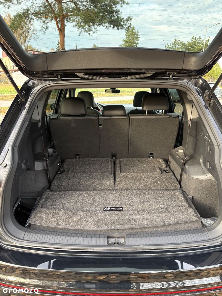 Volkswagen Tiguan Allspace - 18