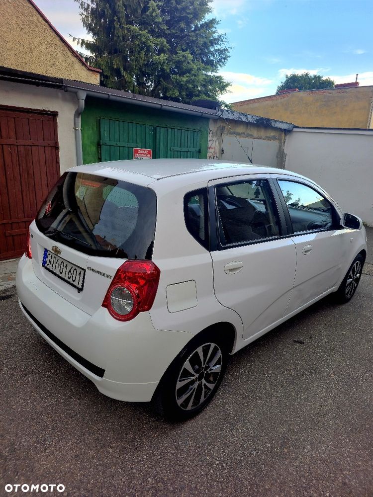 Chevrolet Aveo - 6