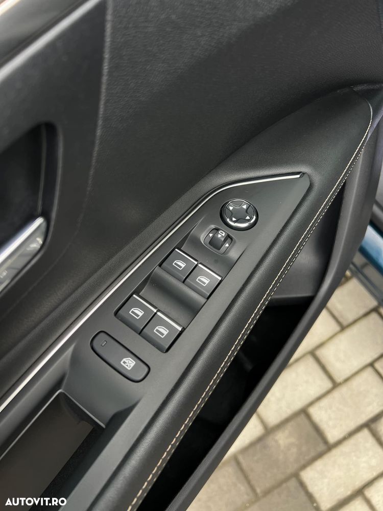 Peugeot 3008 PureTech 130 Stop & Start GPF EAT8 GT - 25