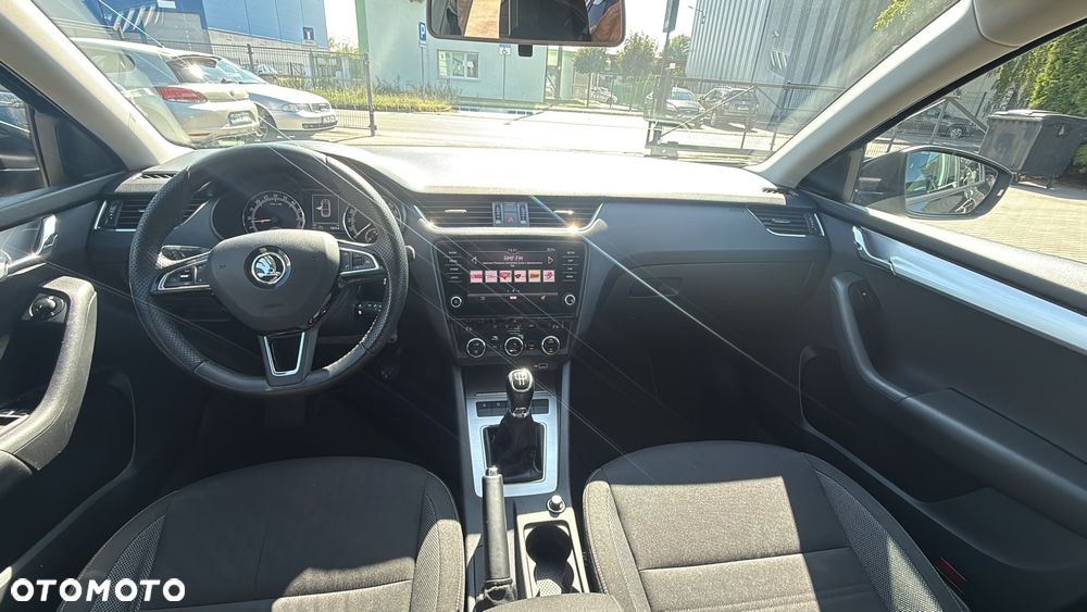 Skoda Octavia 1.6 TDI Ambition - 4