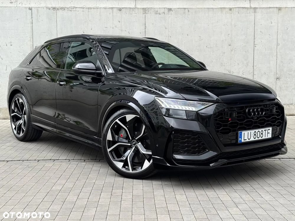 Audi RS Q8 - 2