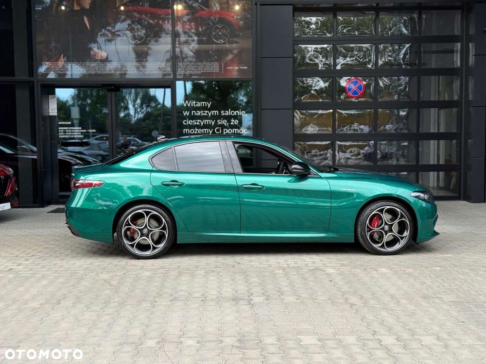 Alfa Romeo Giulia - 6