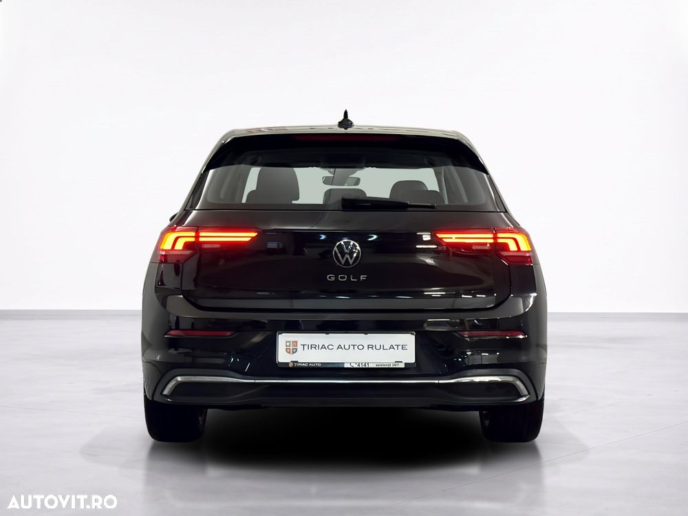 Volkswagen Golf - 4