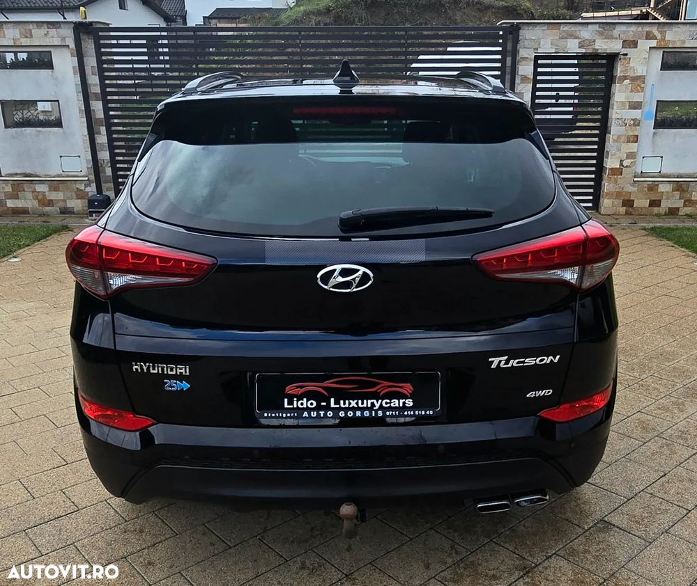 Hyundai Tucson 2.0 CRDI 4WD 6AT Luxury Pack+ - 11