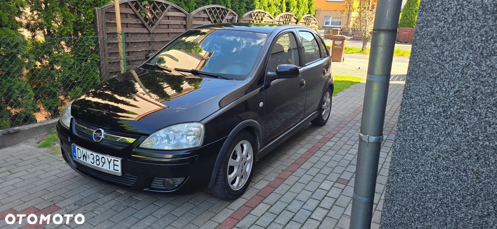 Opel Corsa 1.2 16V Sport - 2