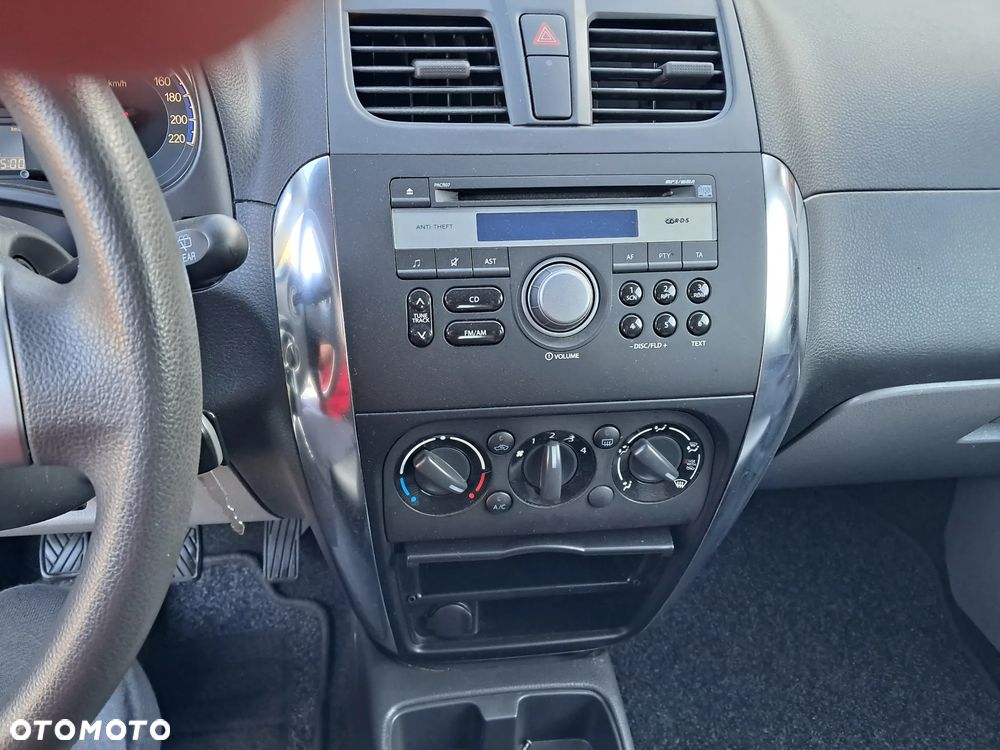 Suzuki SX4 - 14
