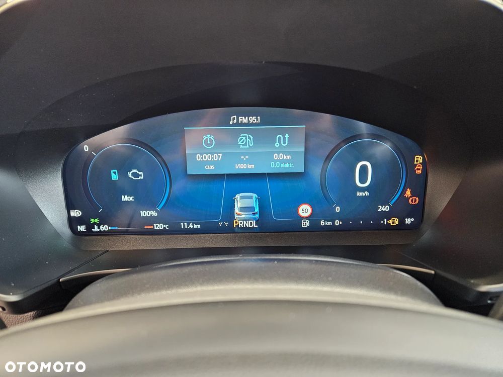 Ford Kuga 2.5 FHEV FWD ST-Line X - 28