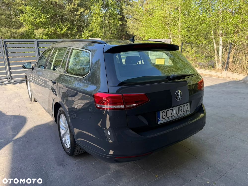 Volkswagen Passat 1.6 TDI (BlueMotion Technology) DSG Comfortline - 6