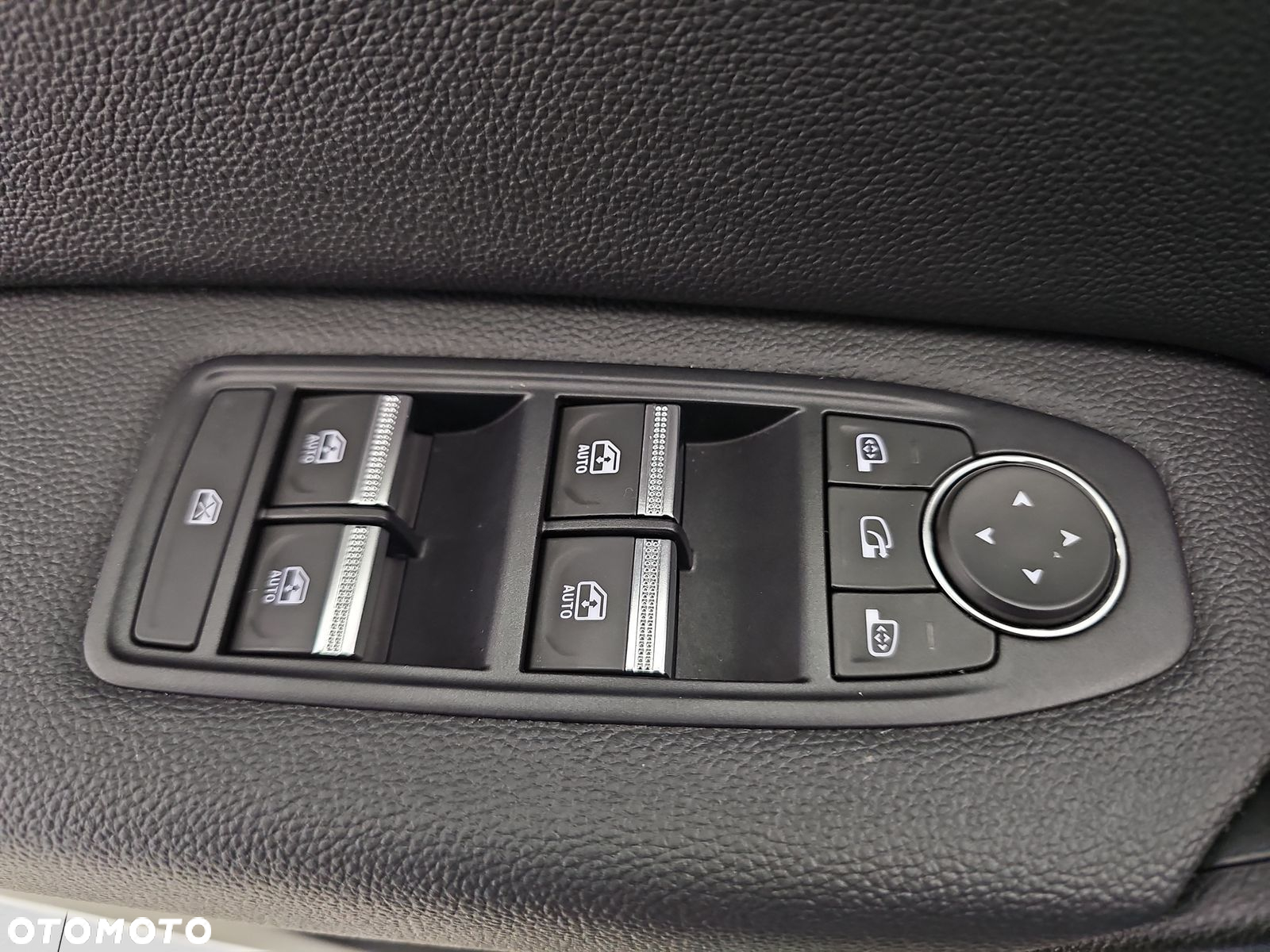 Renault Captur - 11