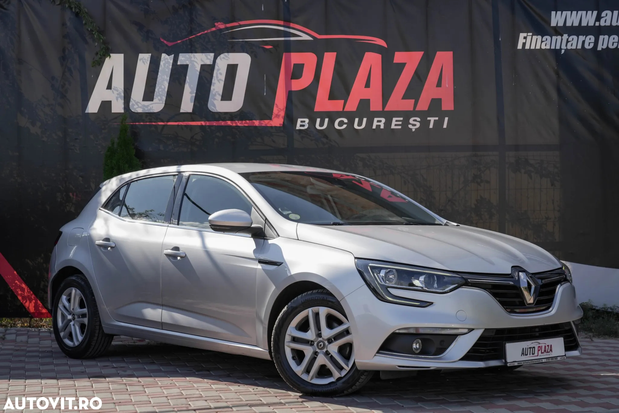 Renault Megane - 2