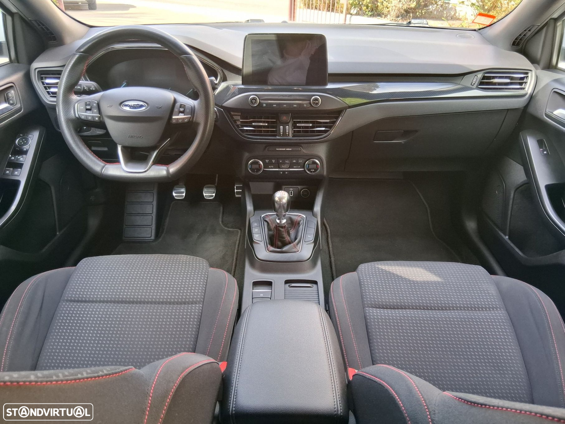 Ford Focus SW 1.0 EcoBoost ST-Line - 6