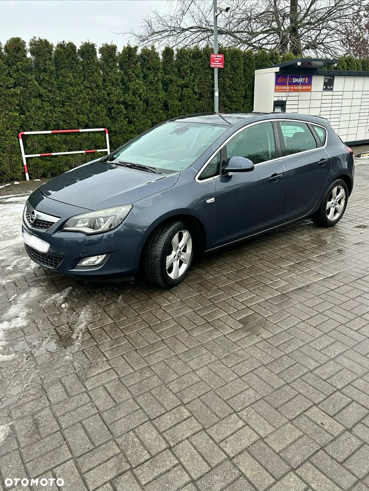 Opel Astra 1.6 Turbo Edition - 7