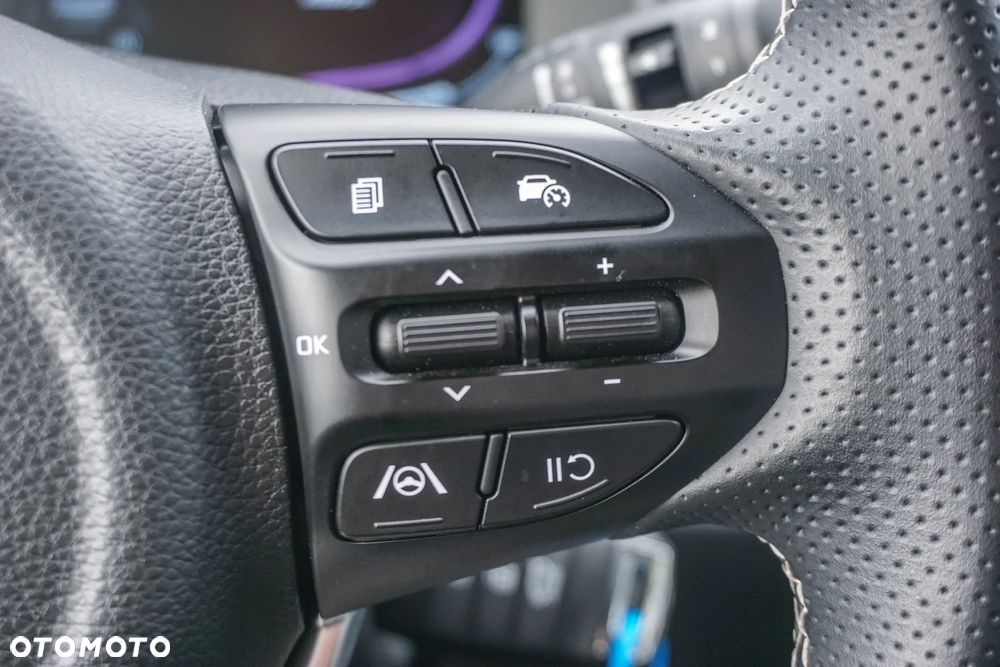 Kia Stonic 1.2 L - 13
