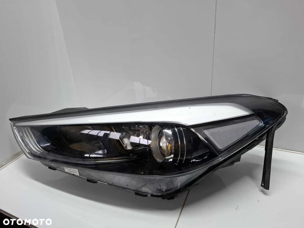 LEWA LAMPA PRZEDNIA PRZÓD HYUNDAI III 15-18 IDEALNA 92101d7100 - 3