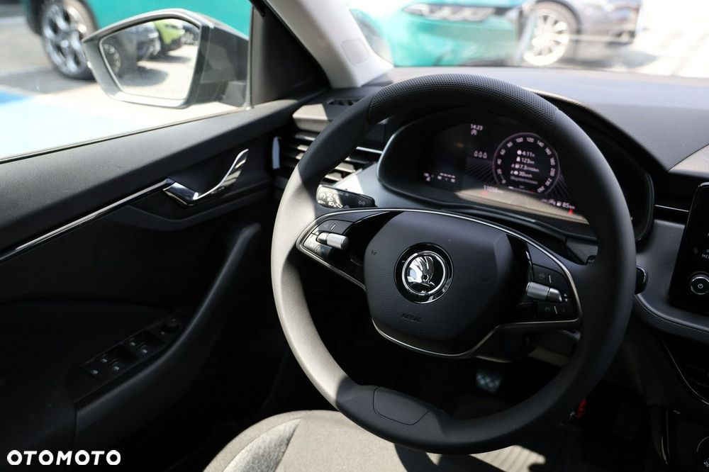 Skoda Scala 1.0 TSI Essence - 26