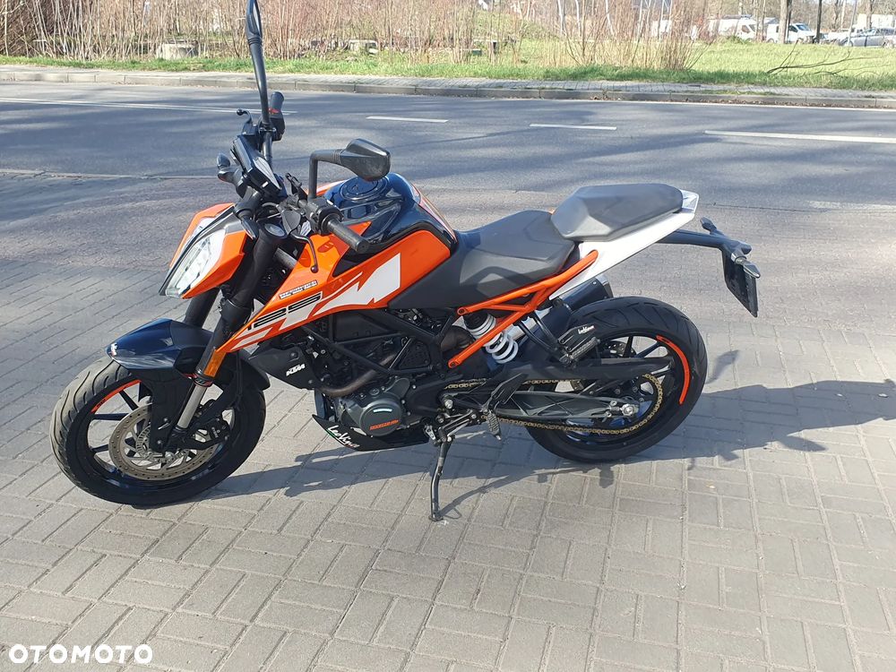 KTM Duke 125 - 28