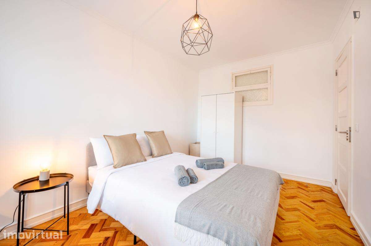Quarto - localizado em Alameda Lisbon - Grande imagem: 4/15